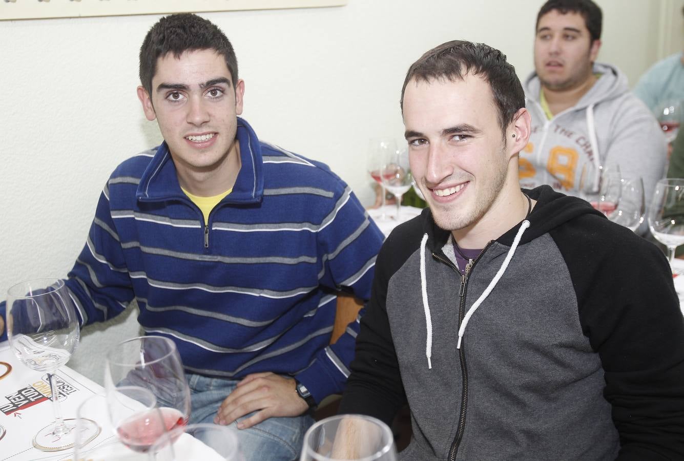 Luis Alberto de Pablo y Javier Martín, estudiantes de Viñalta.