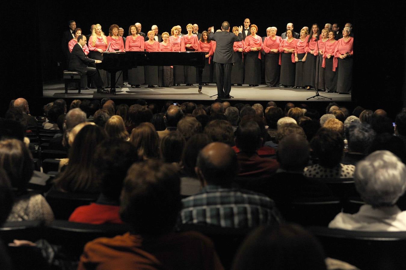 Entrega de los premios Lira de Oro, de la Agrupación Musical Amigos de la Zarzuela