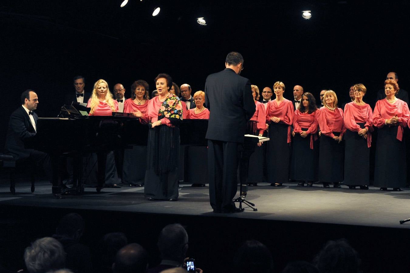 Entrega de los premios Lira de Oro, de la Agrupación Musical Amigos de la Zarzuela