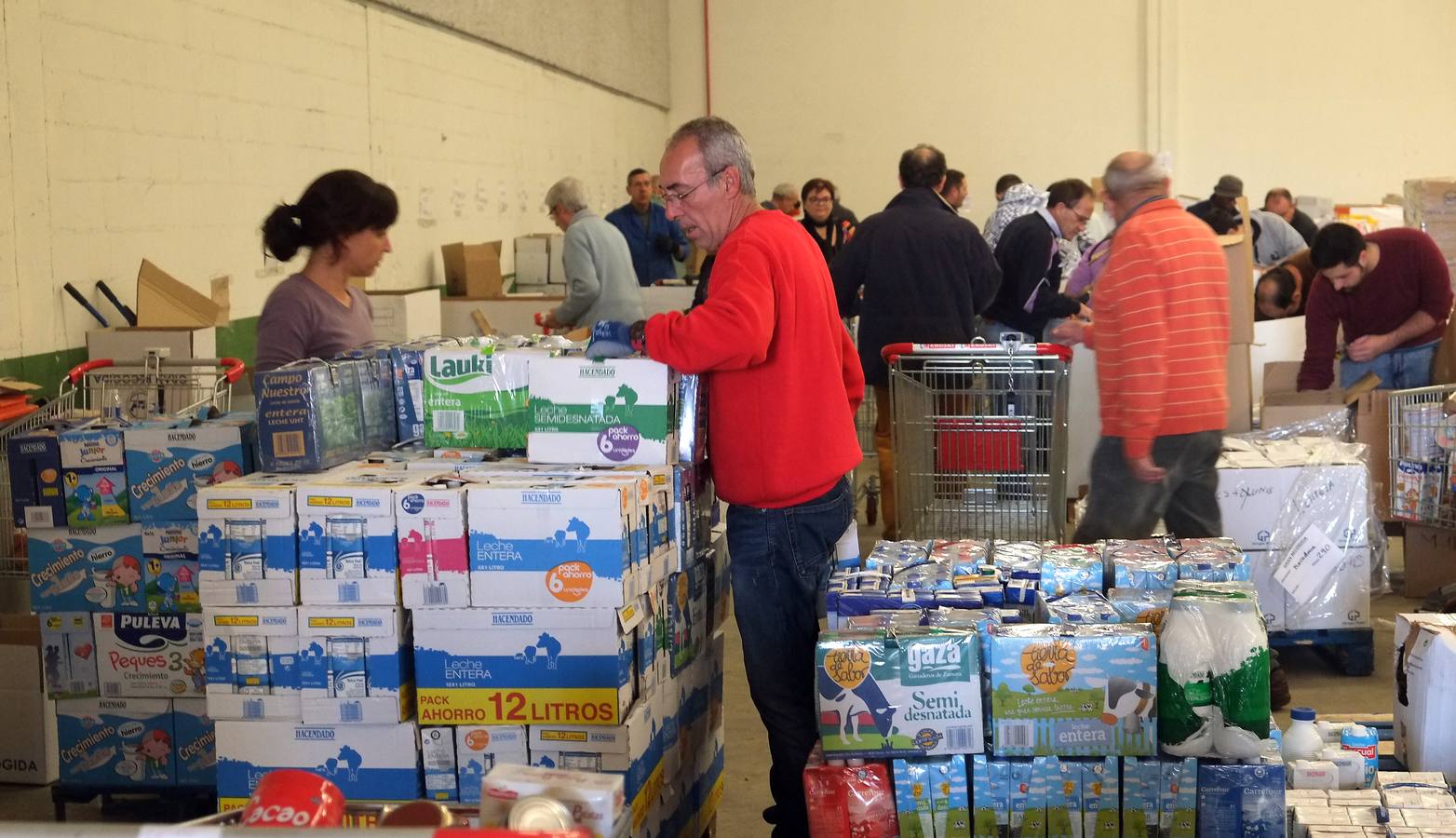 El Banco de Alimentos de Valladolid prepara el reparto de los 225.000 kilos recogidos en la macroperación kilo