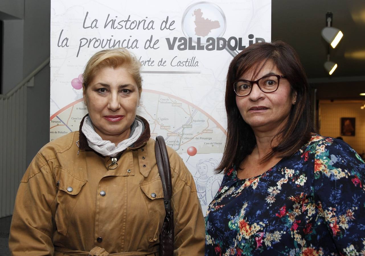 Rocío Garrido, concejala de UPyD del Ayuntamiento de Laguna, y Elena Rodríguez.