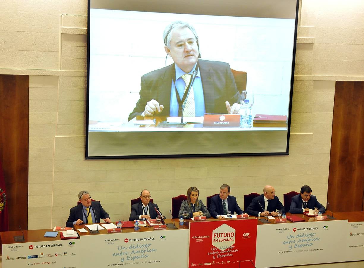 Acto inaugural de las jornadas &#039;Futuro en Español&#039; en el castillo de Fuensaldaña