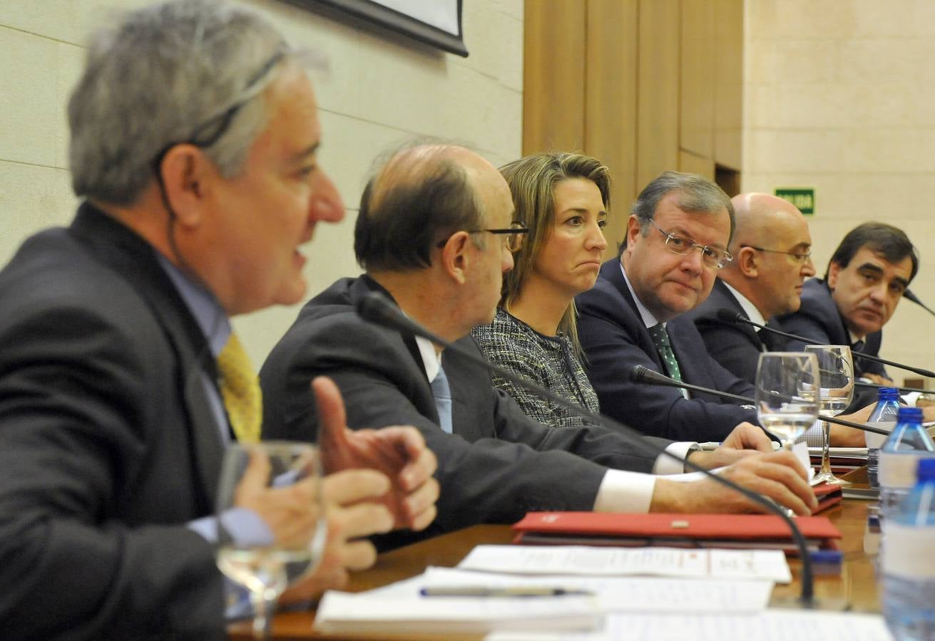 Acto inaugural de las jornadas &#039;Futuro en Español&#039; en el castillo de Fuensaldaña