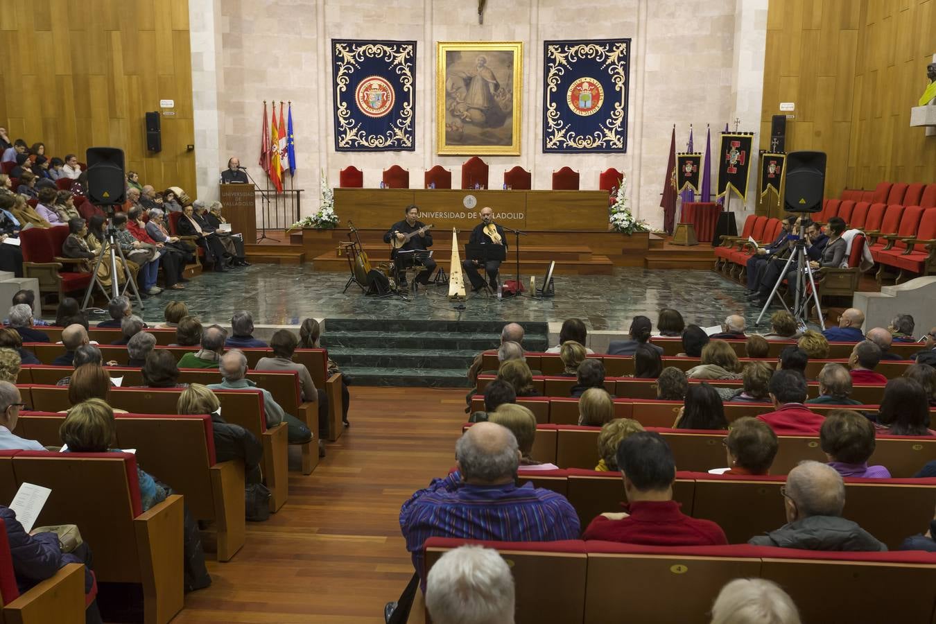 Auto de Navidad de los músicos de Urueña en el Paraninfo de la Universidad