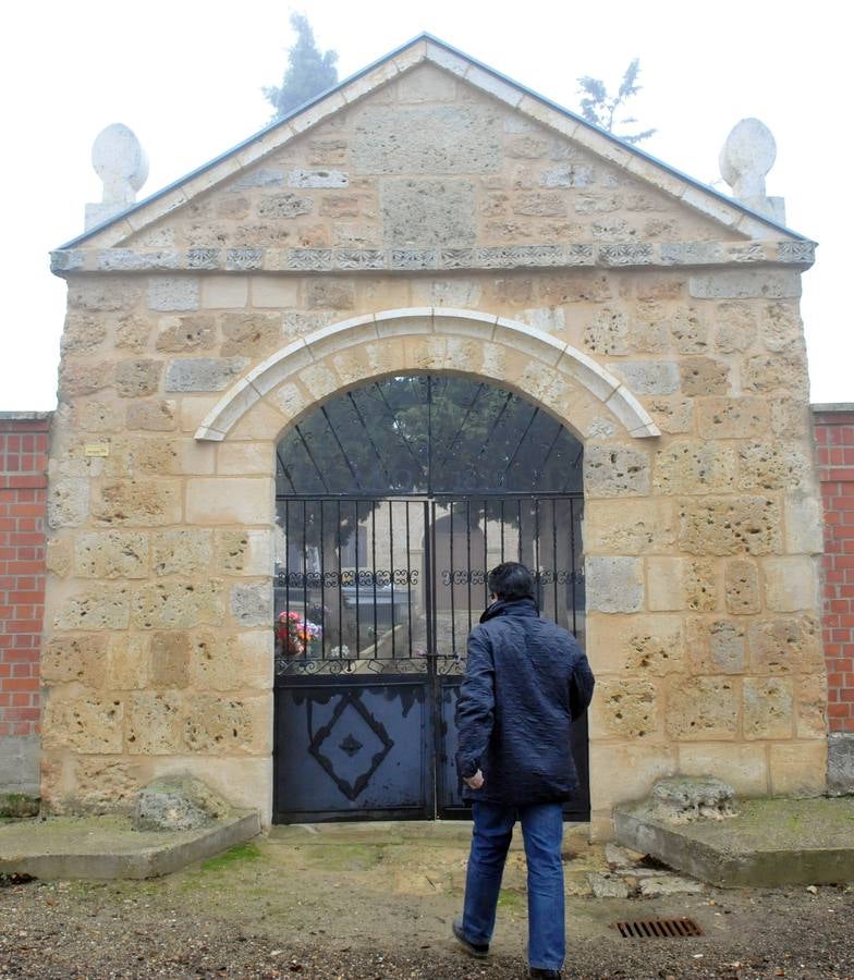 Ceinos de Campos recupera los restos de los arcos de la antigua iglesia de Santa María del Temple