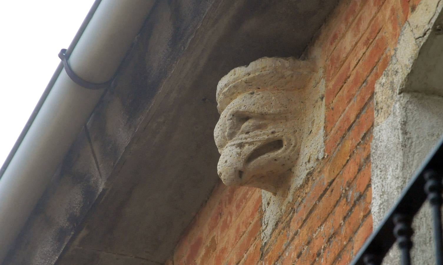 Ceinos de Campos recupera los restos de los arcos de la antigua iglesia de Santa María del Temple