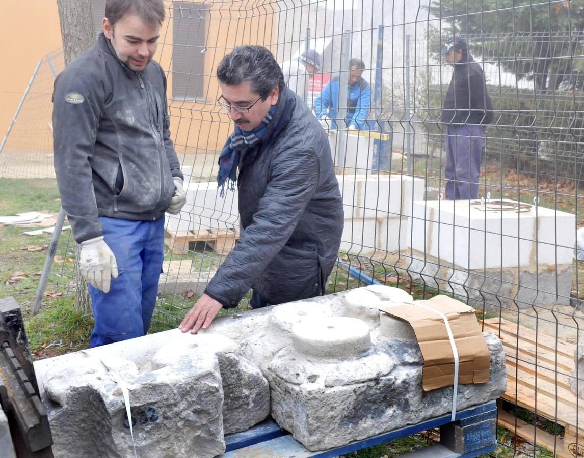 Ceinos de Campos recupera los restos de los arcos de la antigua iglesia de Santa María del Temple