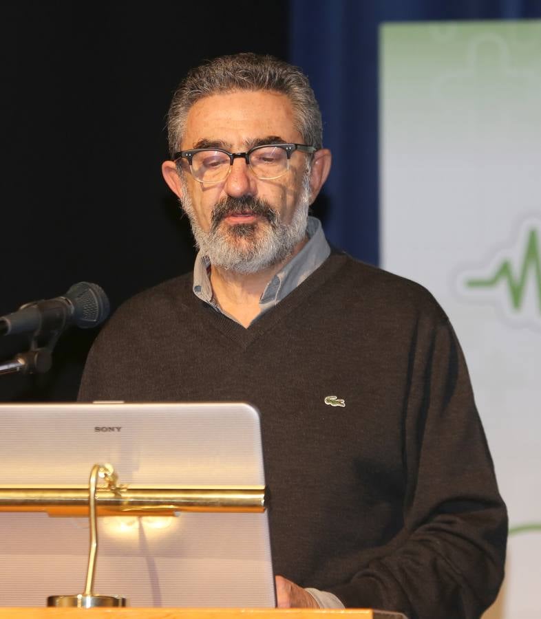 El doctor Ángel Santaolaya en las Aulas de la Salud de El Norte de Castilla