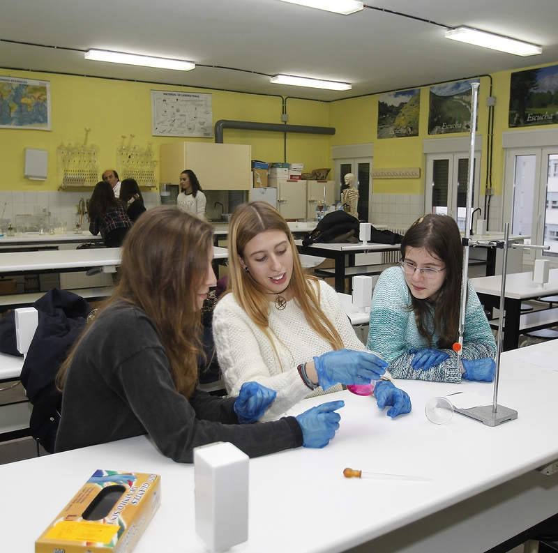 Talleres en el instituto Trinidad Arroyo de Palencia