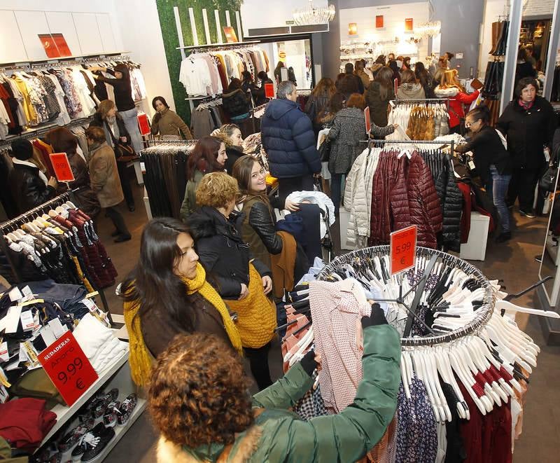 Comienzan las rebajas de invierno en Palencia