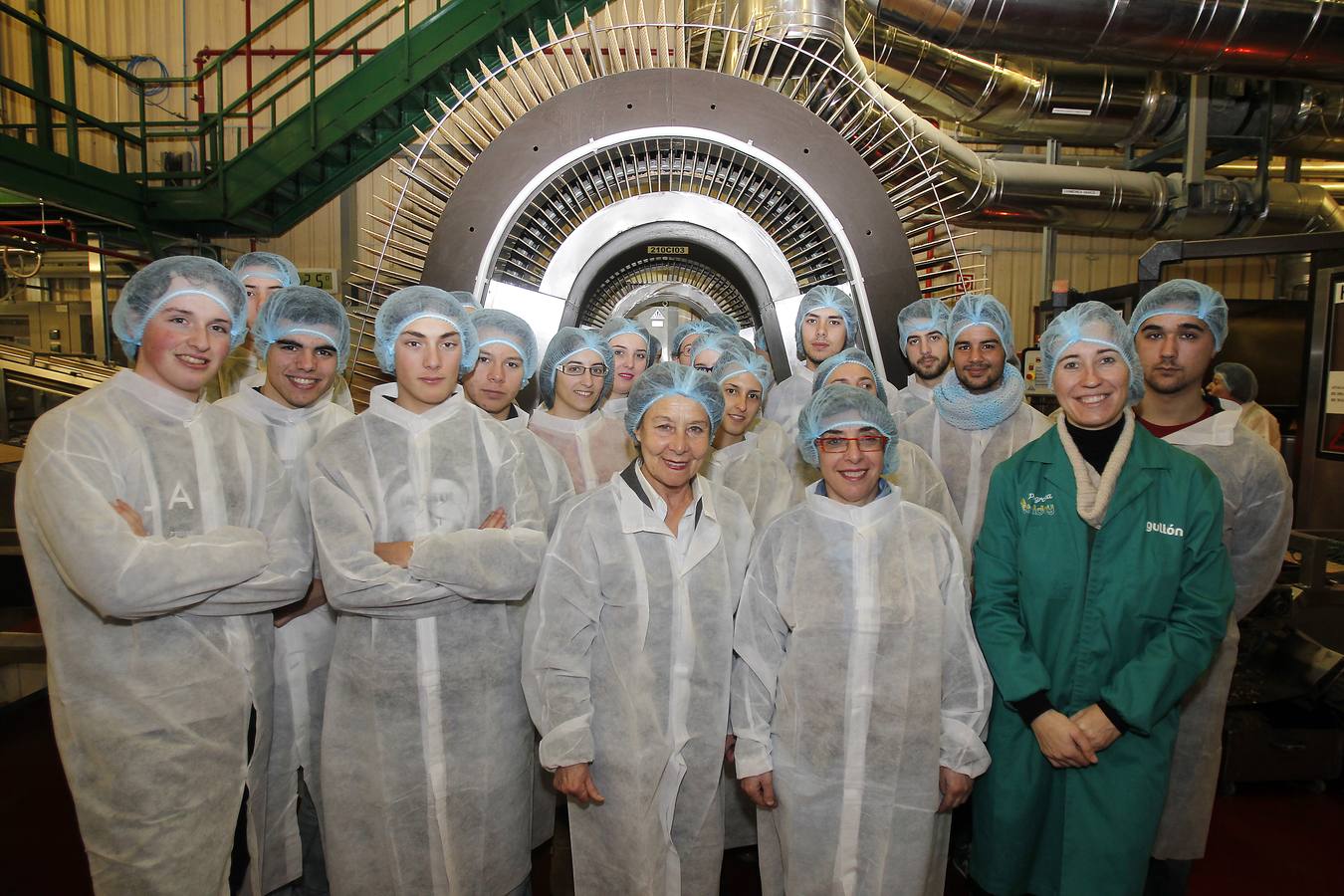 Alumnos del programa STARTinnova visitan Galletas Gullón