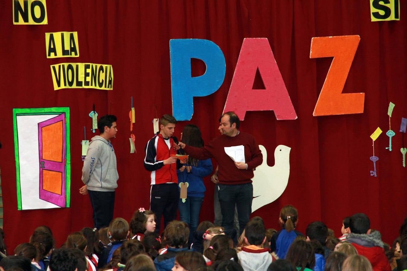 Los colegios segovianos celebran el Día de la Paz