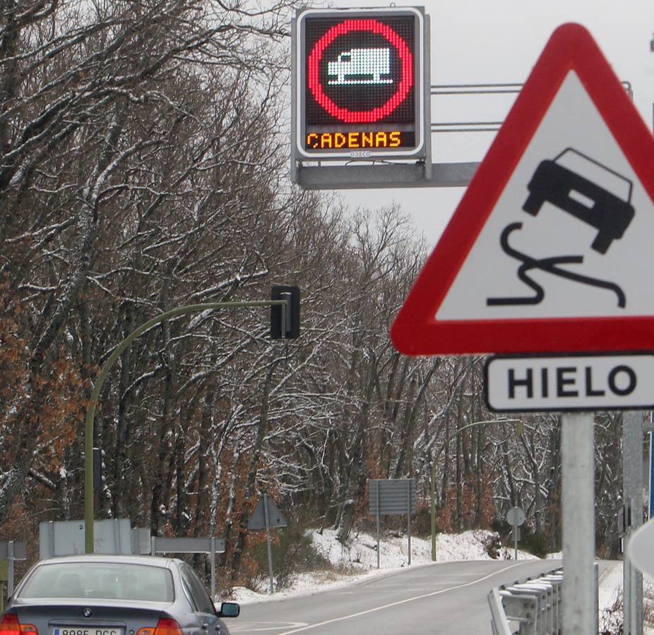 La nieve y el hielo vuelven a hacer acto de presencia en la provincia segoviana