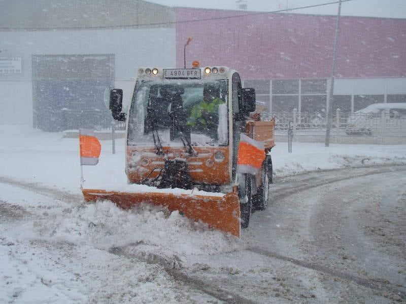 Las localidades palentinas de Aguilar de Campoo y Guardo, cubiertas por la nieve