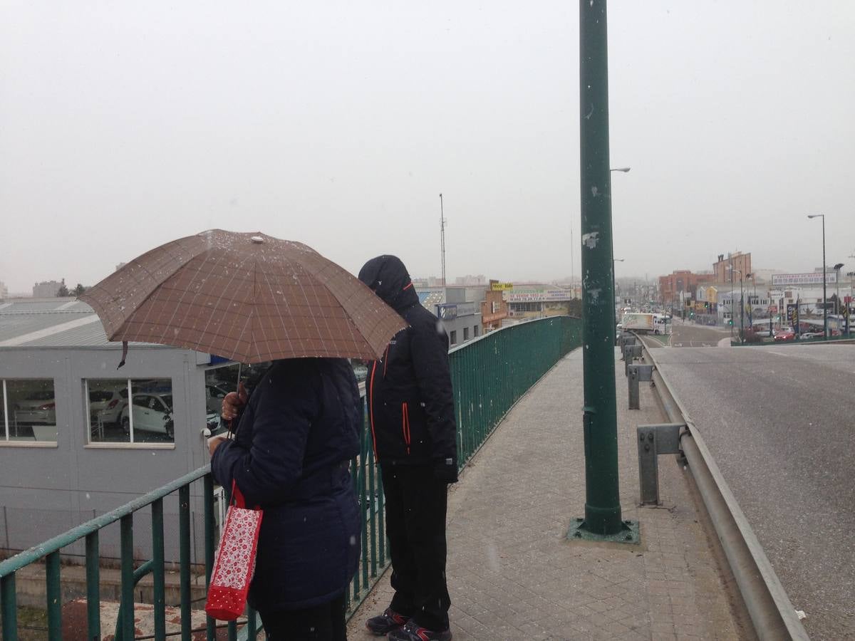 Primeros copos en el polígono de Argales.