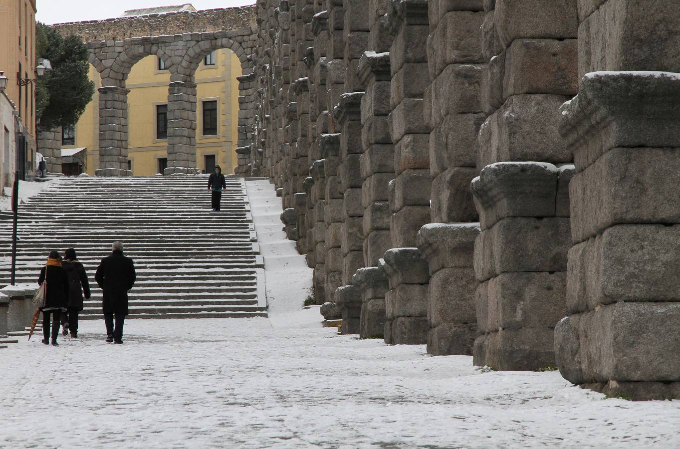 Jornada del sábado con nieve en Segovia