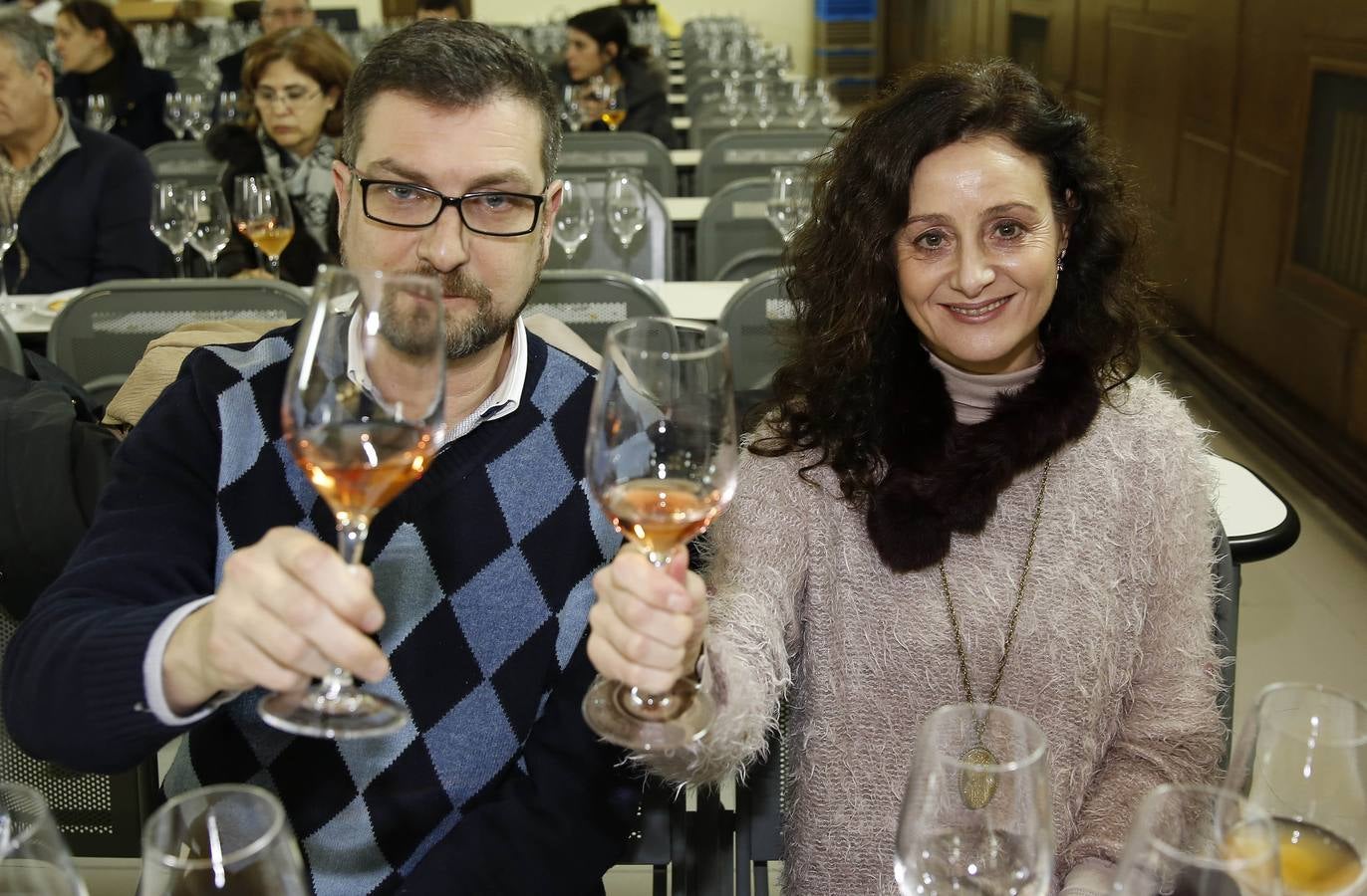 Fernando Romera, profesor de la UCAV, y Elena González, de la Academia de Gastronomía de Castilla y León.