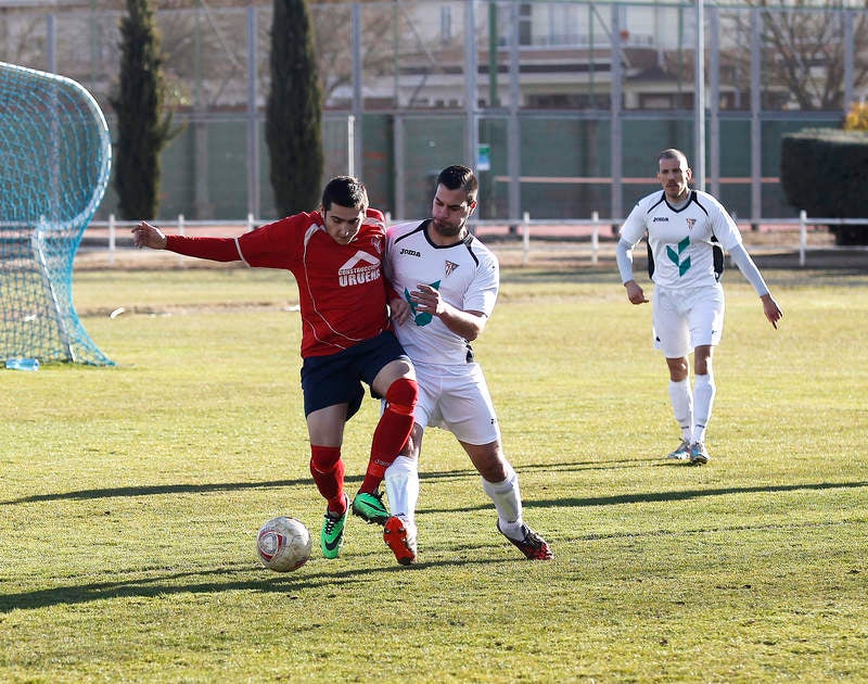 Partido de fútbol entre el Venta de Baños y el Racing Lermeño (1-1)