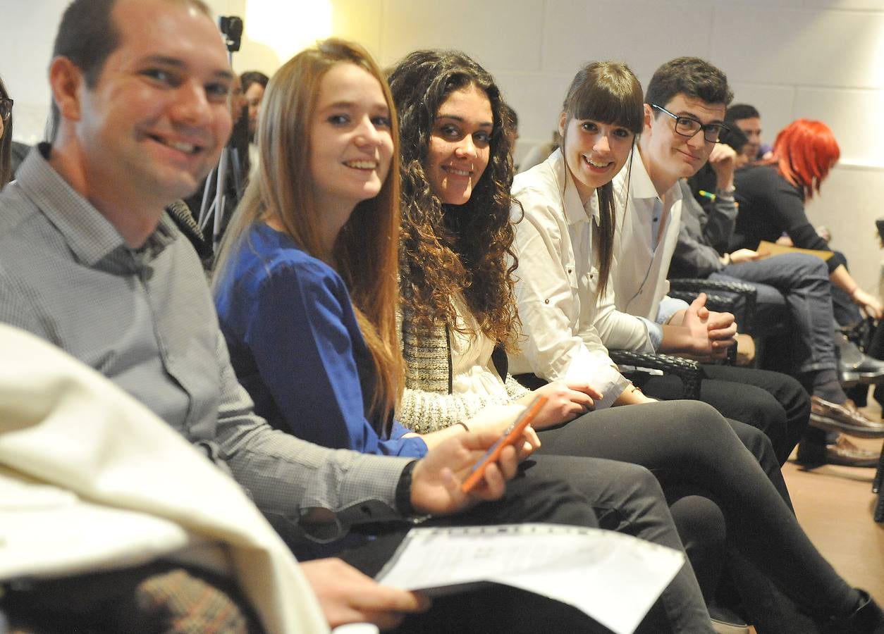 Los finalistas del programa STARTinnova presentan sus proyectos en la gala final (1/2)