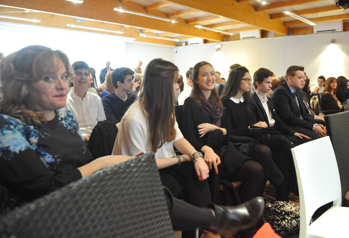 Los finalistas del programa STARTinnova presentan sus proyectos en la gala final (1/2)