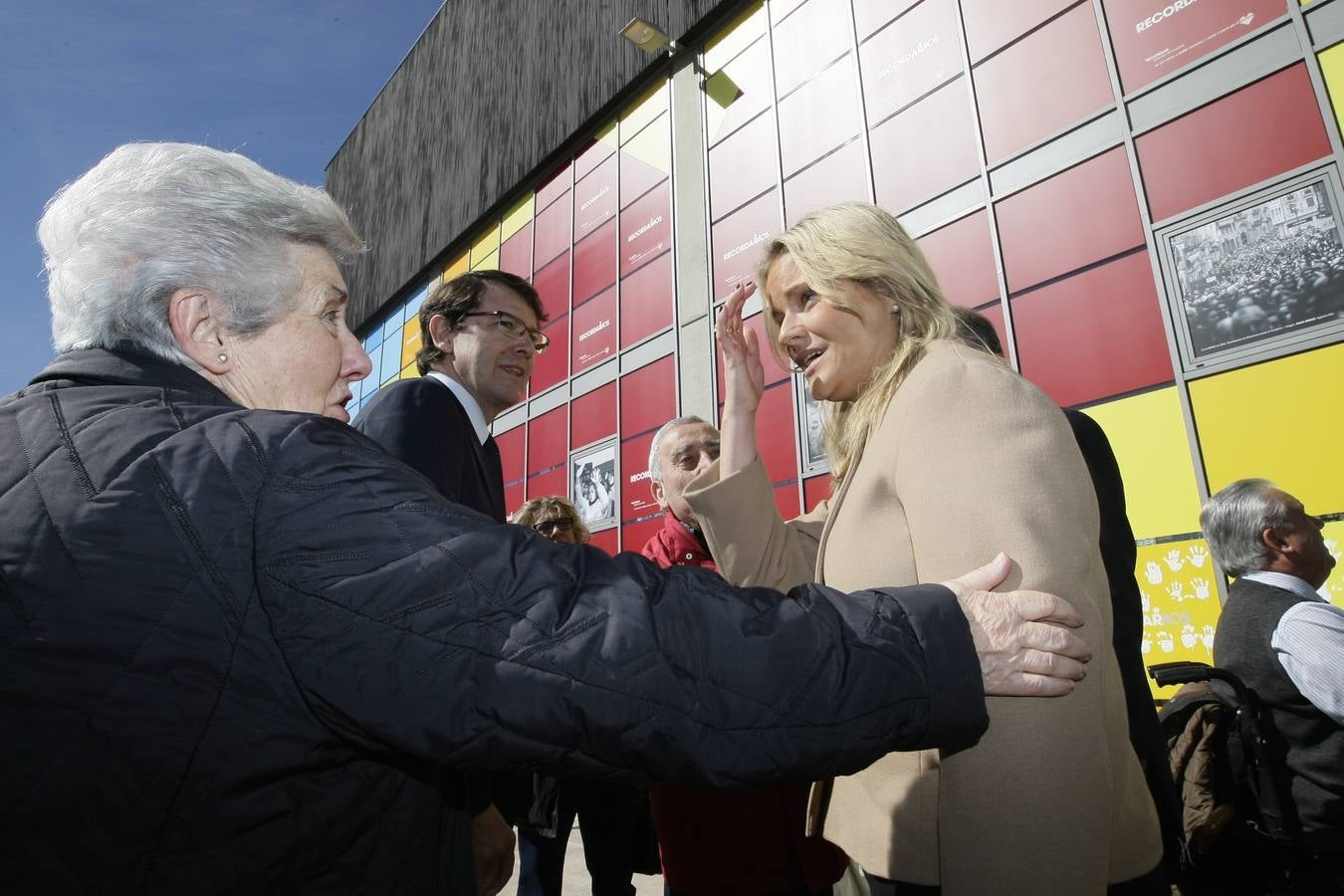Inauguración del mural homenaje a las víctimas del terrorismo en Salamanca