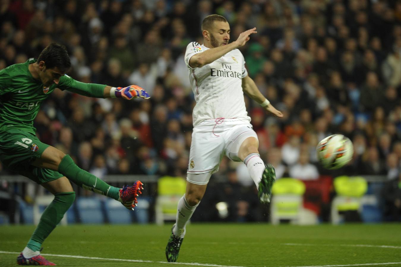 El Madrid gana al Levante