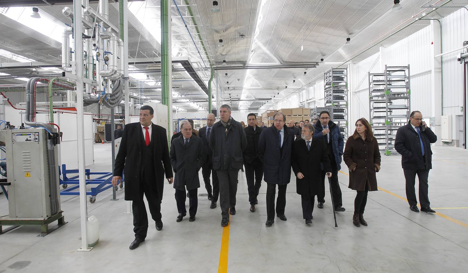 El presidente de la Junta visita el Parque de Proveedores de Renault en Villamuriel de Cerrato (Palencia)