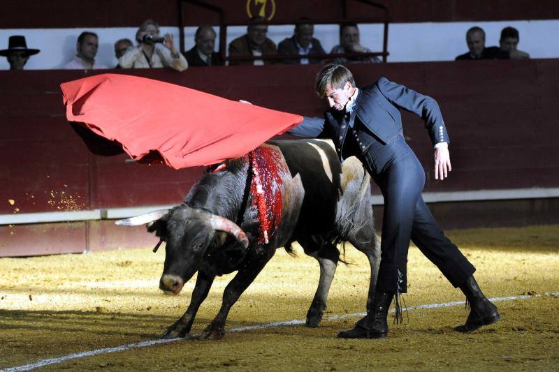 Tarde de éxito y solidaridad en Arroyo