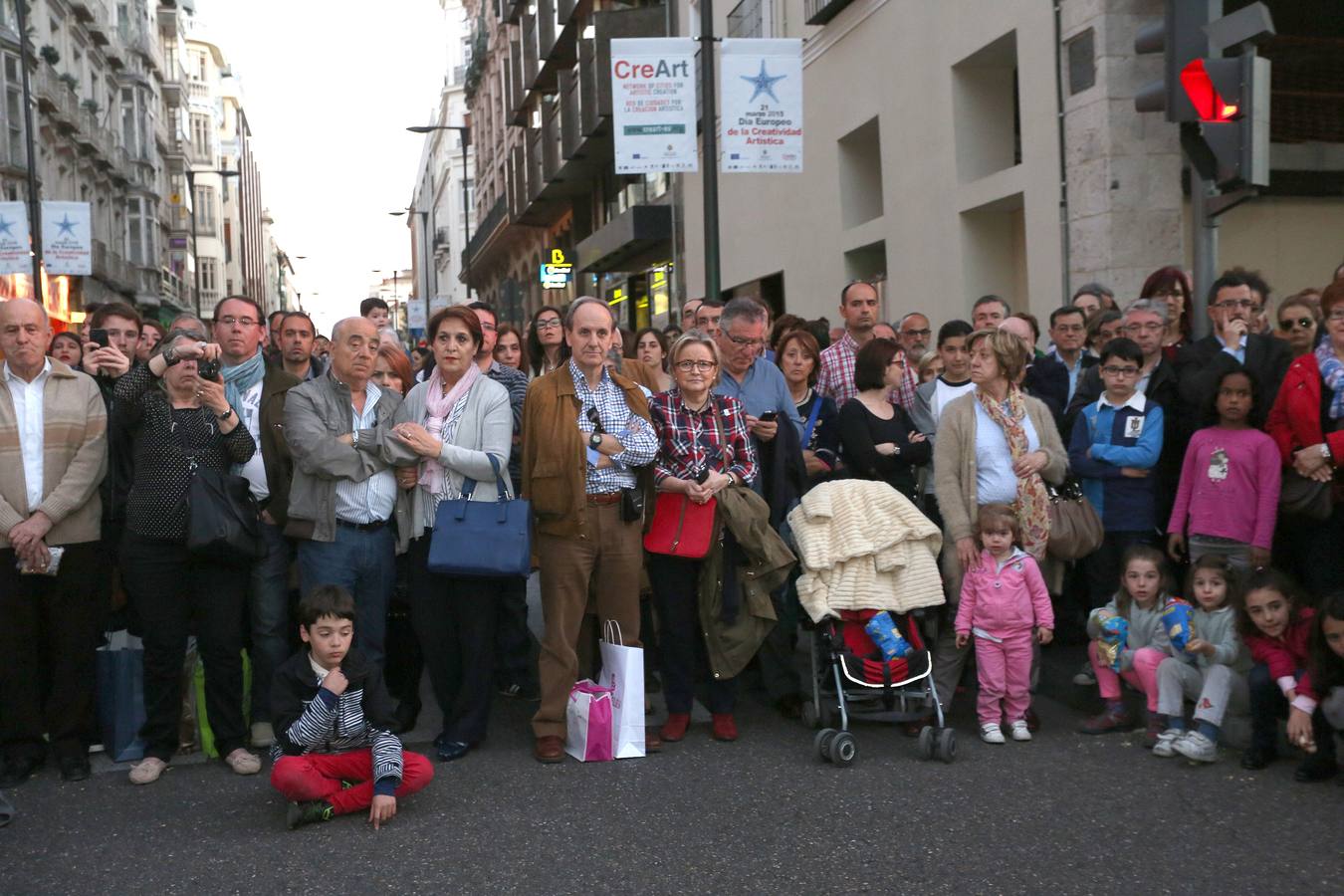 Si estuviste en la Procesión del Rosario del Dolor, búscate en la fotos (1/2)