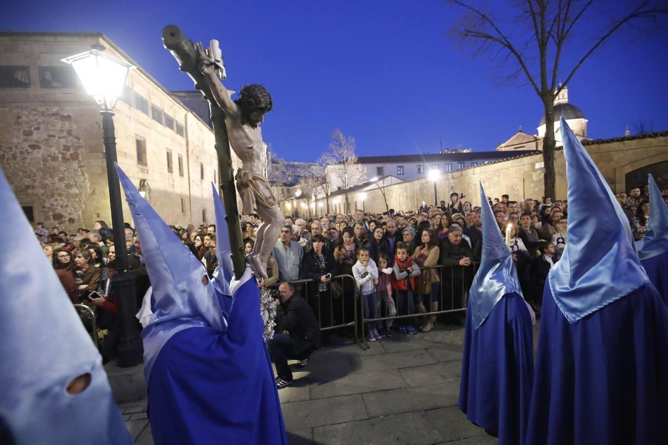 Procesión del Cristo de los Doctrinos y la Virgen de la Amargura en Salamanca