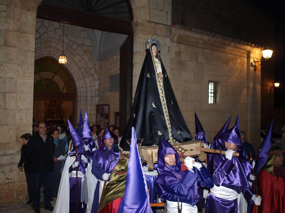 Procesión del Santo Rosario en Torrelobatón (Valladolid)