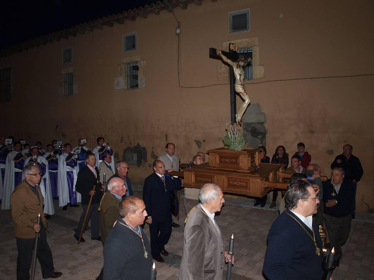 Procesión del Santo Rosario en Torrelobatón (Valladolid)