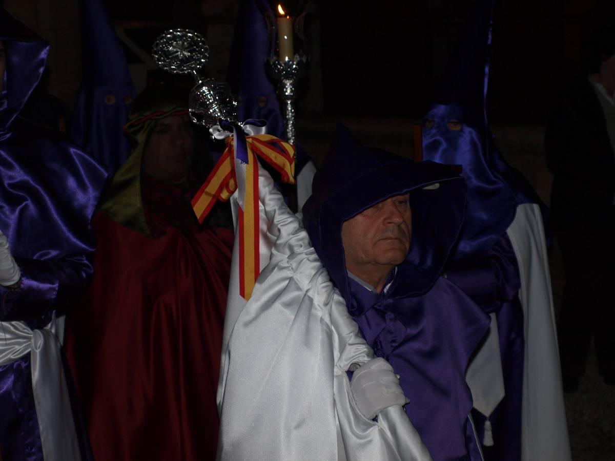 Procesión del Santo Rosario en Torrelobatón (Valladolid)