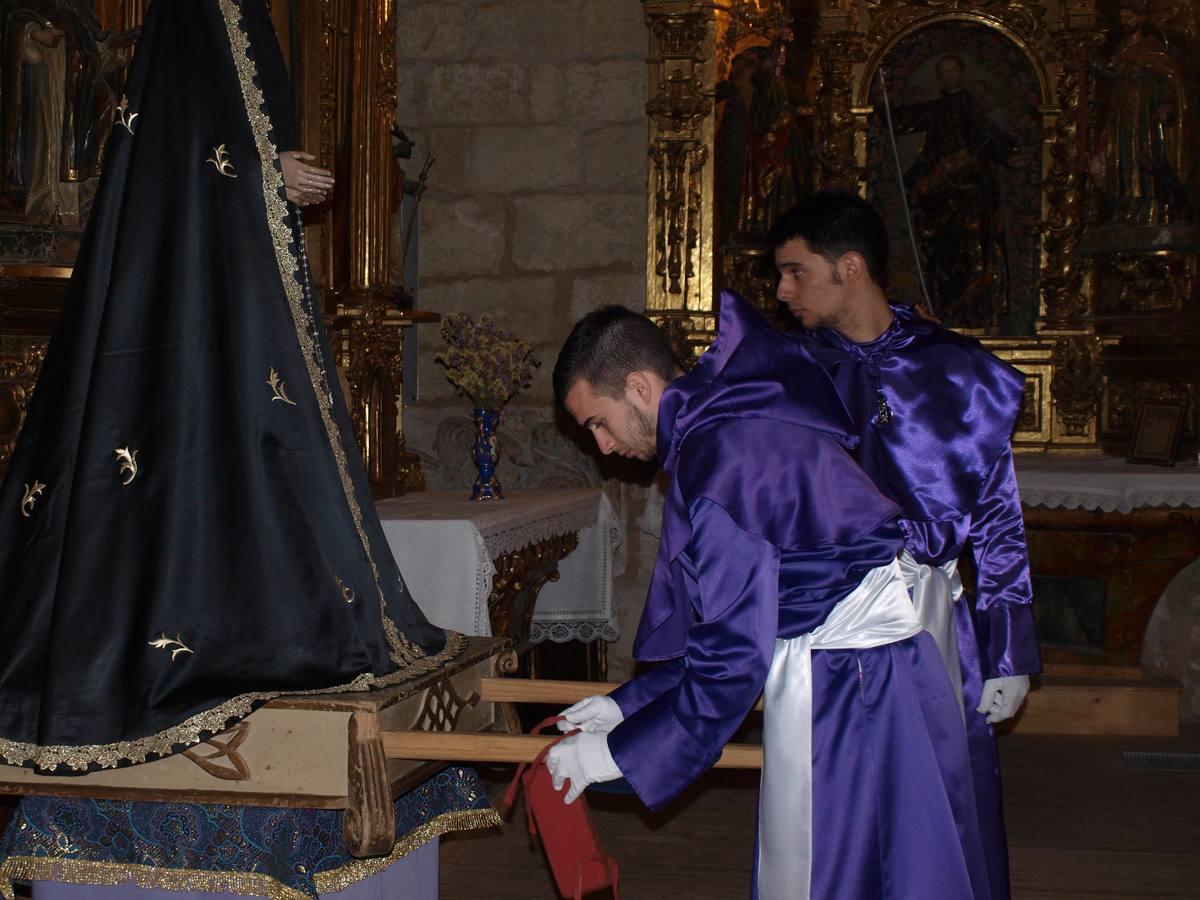 Procesión del Santo Rosario en Torrelobatón (Valladolid)