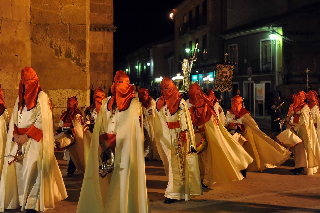 Procesión del Encuentro en Nava del Rey (Valladolid)