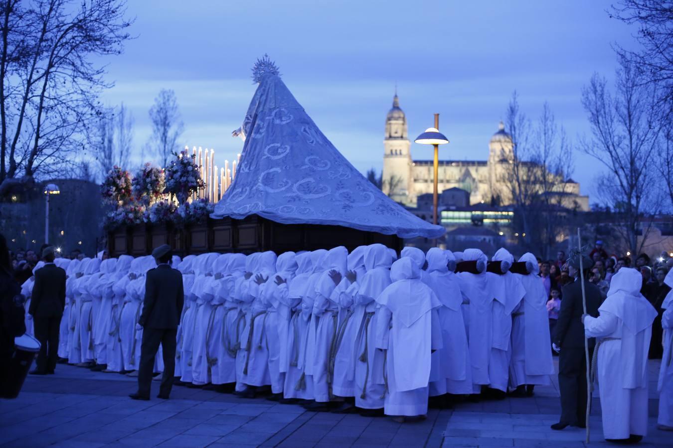 Procesión del Santísimo Cristo del Amor y de la Paz en Salamanca