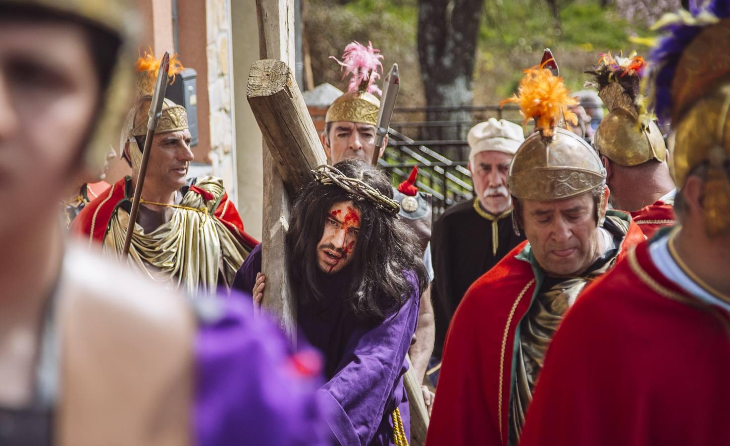 Los vecinos de Serradilla del Arroyo (Salamanca) escenifican &#039;La Pasión de Cristo&#039;