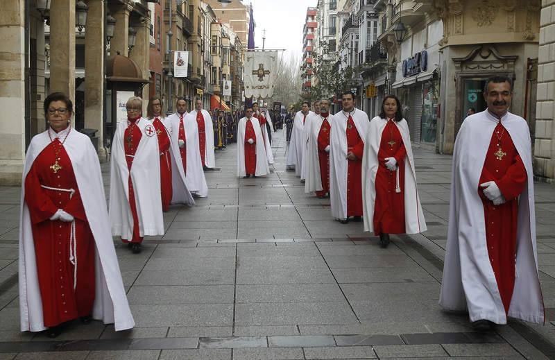 Procesión del Rompimiento del Velo en Palencia