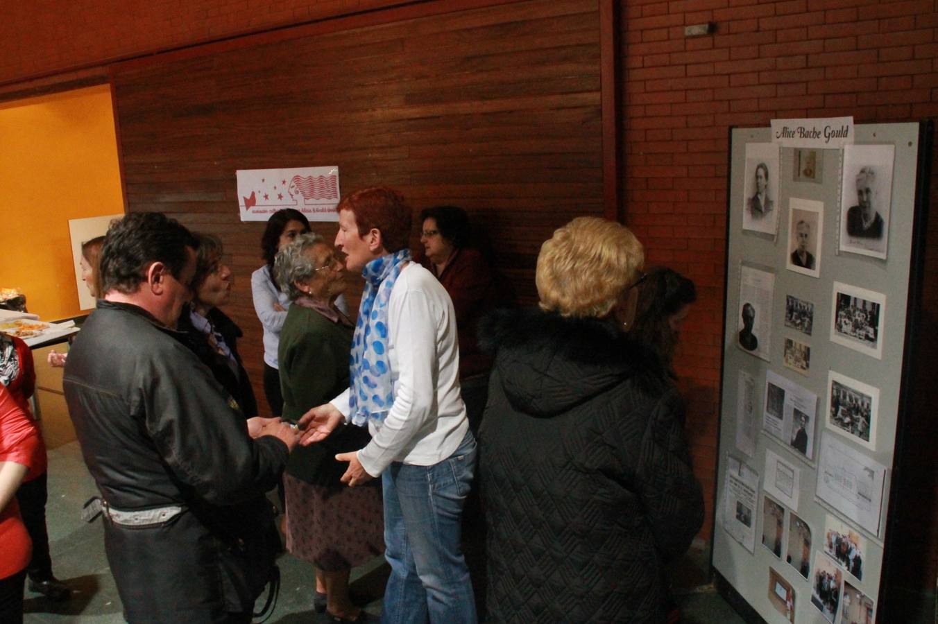 Exposición por el 25 aniversario de la Asociación de Mujeres Alicia B. Gould en Simancas (Valladolid)