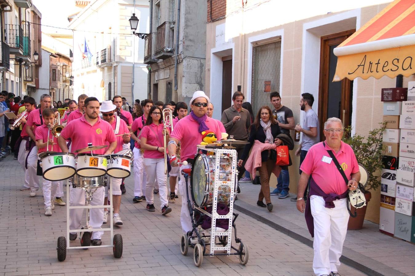 Peñafiel baila al ritmo de las charangas