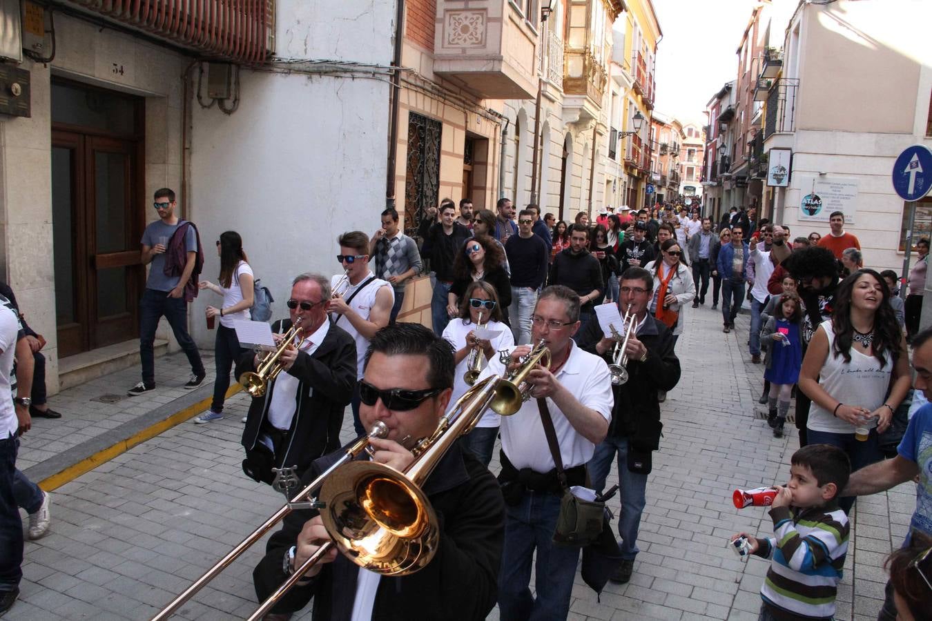 Peñafiel baila al ritmo de las charangas