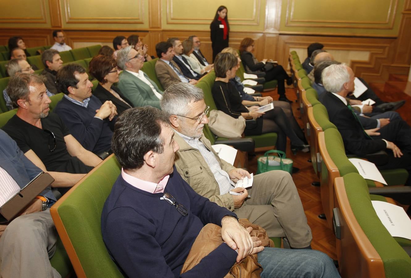 Segunda jornada del ciclo &#039;Diálogo Social y salarios frente a la salida de la crisis&#039; celebrada en Palencia