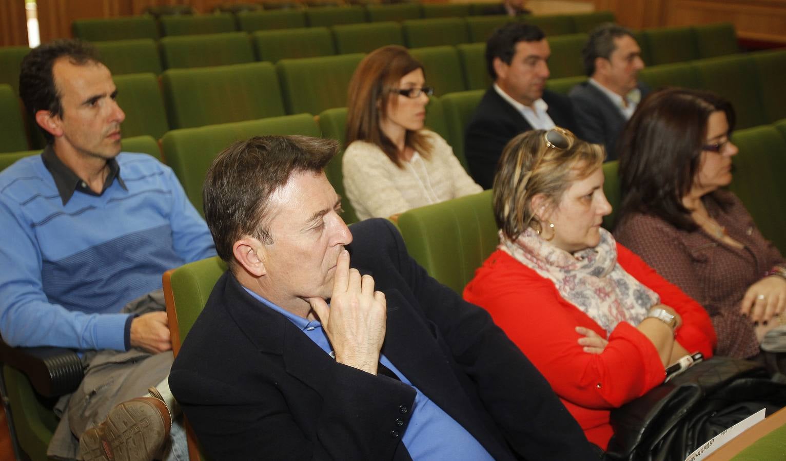 Segunda jornada del ciclo &#039;Diálogo Social y salarios frente a la salida de la crisis&#039; celebrada en Palencia