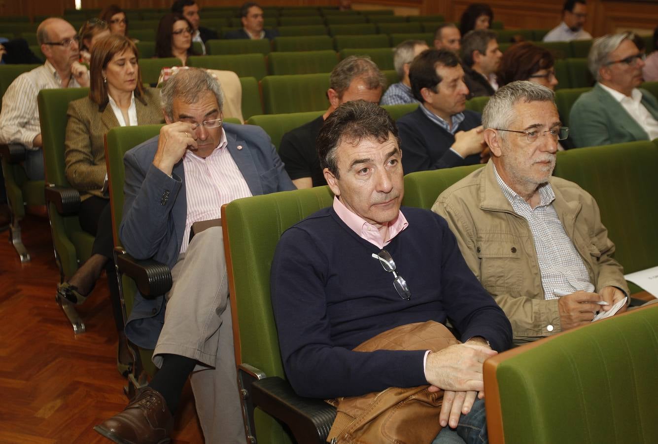 Segunda jornada del ciclo &#039;Diálogo Social y salarios frente a la salida de la crisis&#039; celebrada en Palencia