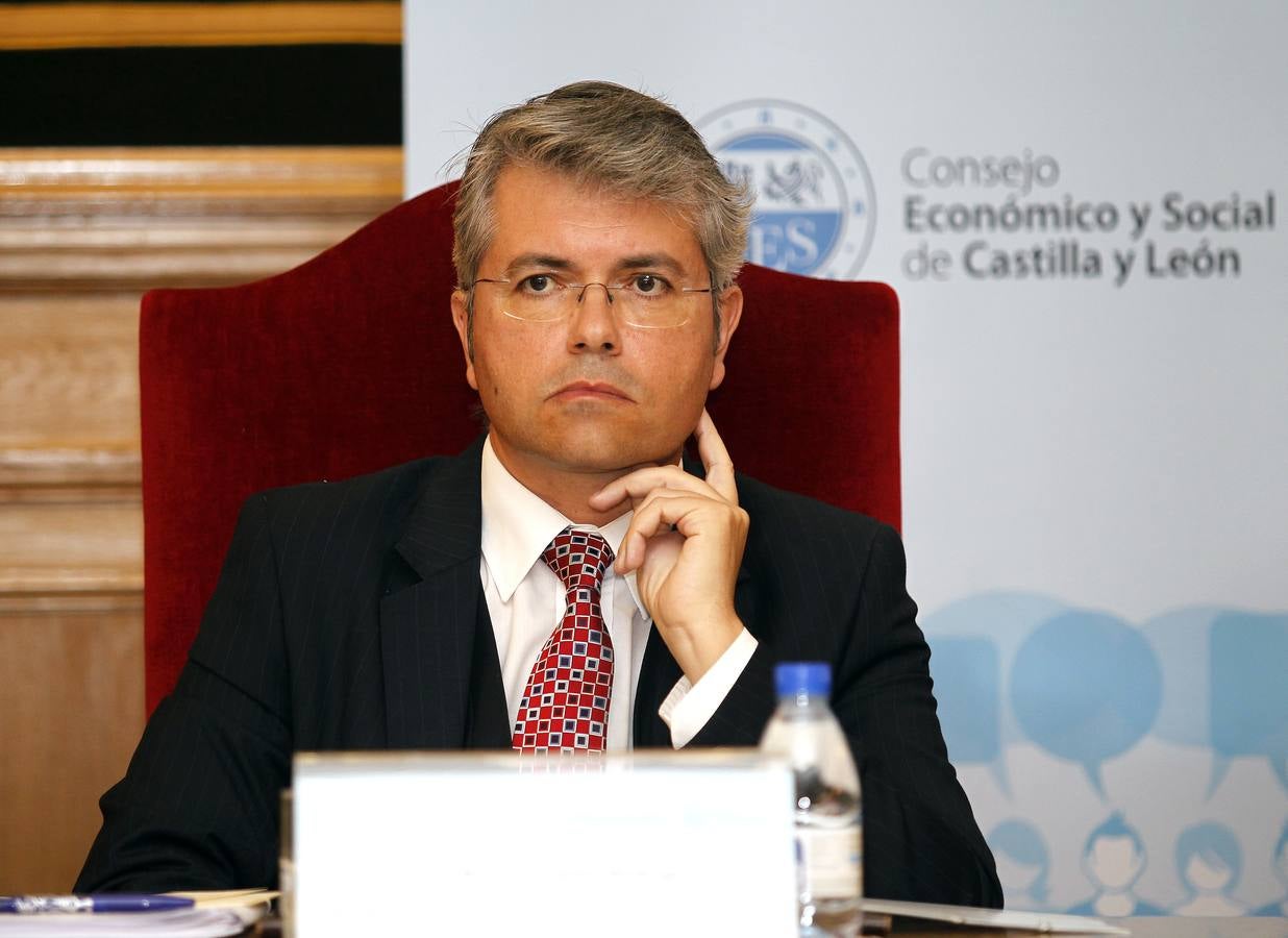 Segunda jornada del ciclo &#039;Diálogo Social y salarios frente a la salida de la crisis&#039; celebrada en Palencia