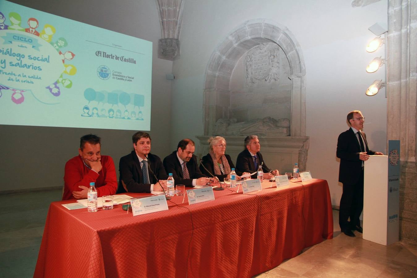 Tercera jornada del ciclo &#039;Diálogo Social y salarios frente a la salida de la crisis&#039; celebrada en Segovia