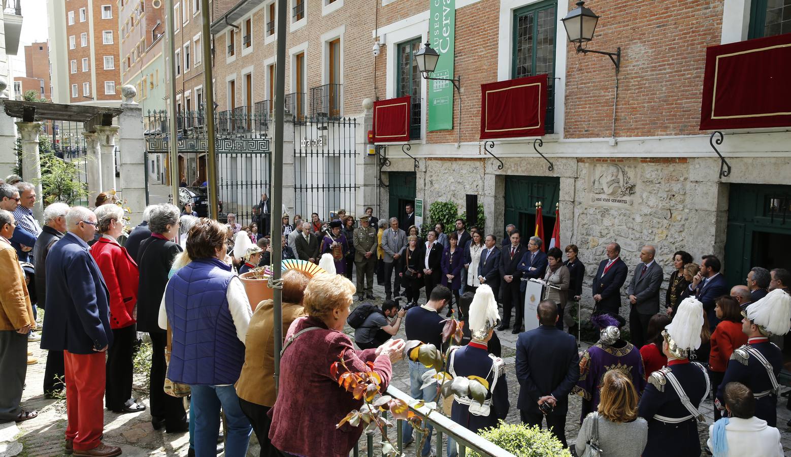 Homenaje a Miguel de Cervantes en su casa de Valladolid