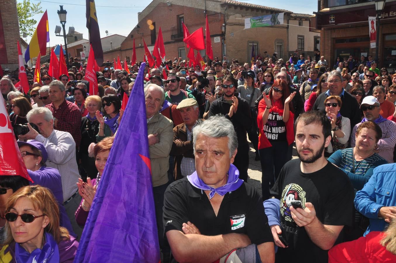 Gran ambiente en Villalar en la celebración del Día de la Comunidad (1/3)