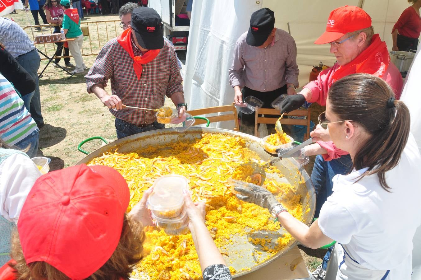 Gran ambiente en Villalar en la celebración del Día de la Comunidad (3/3)