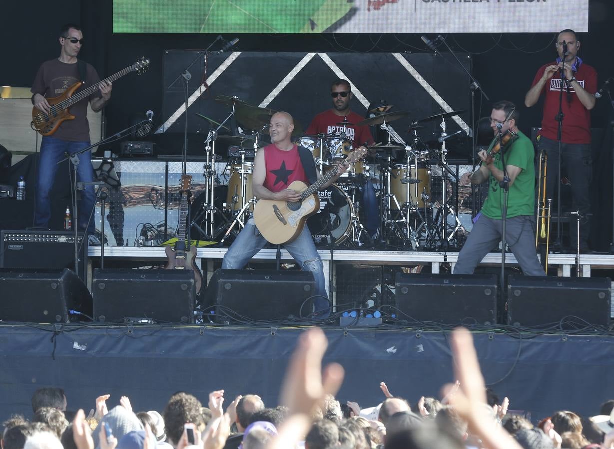 Concierto de Celtas Cortos en la celebración del Día de la comunidad